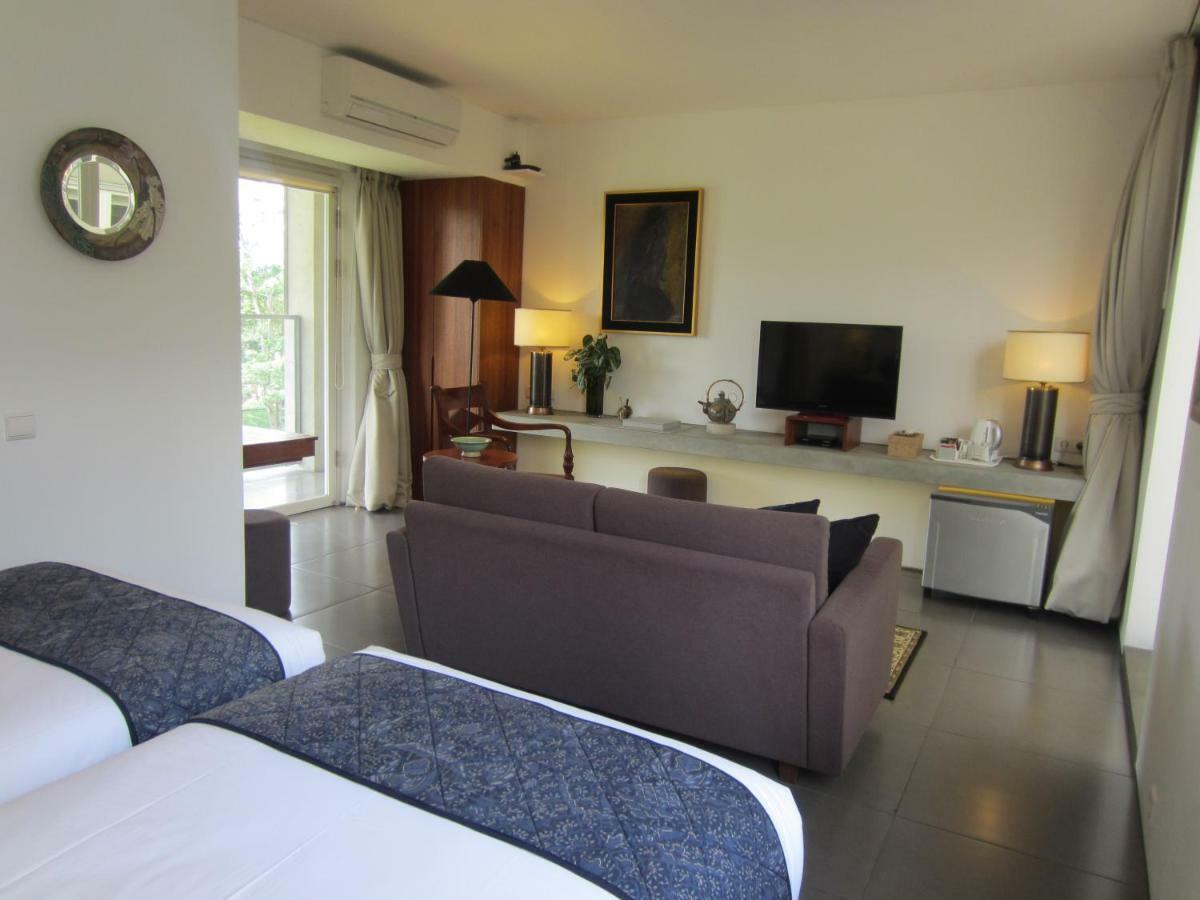 Bumi Semilir Art And Boutique Hotel Cihanjuang Exterior photo